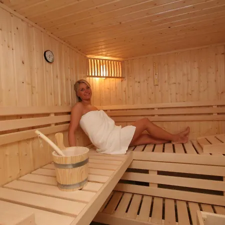 Serene Chalet In With Sauna בקתה אלטאוסיי